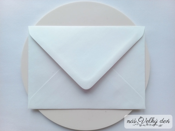 Obálka C6 - biela s jemnými pásikmi